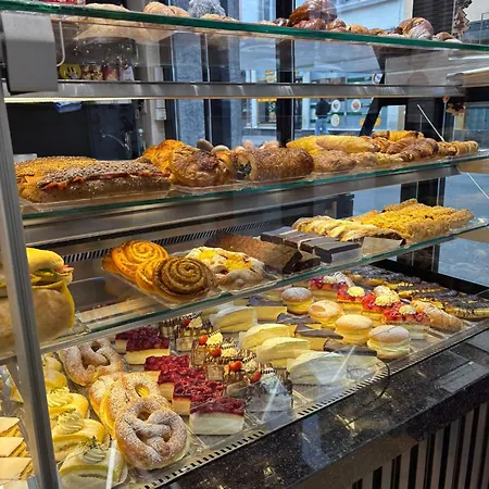 Szálloda Nani Self Check-in