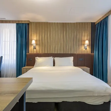 Szálloda Nani Self Check-in