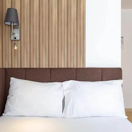 Szálloda Nani Self Check-in 2*