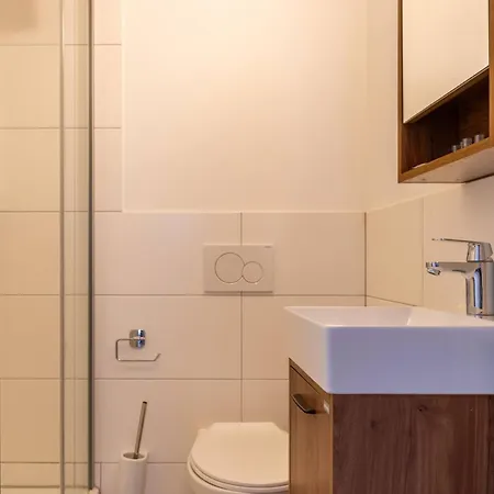 Nani Self Check-in Hotel 2*