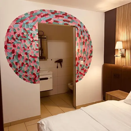 Nani Self Check-in Hotel