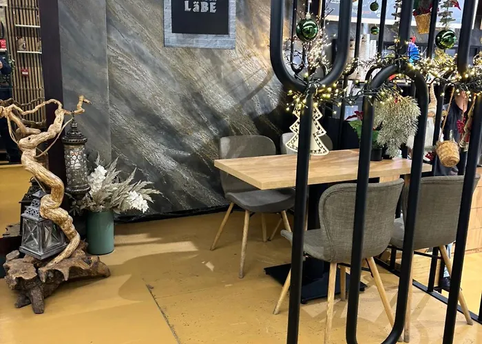 Nani Self Check-in 2* ציריך