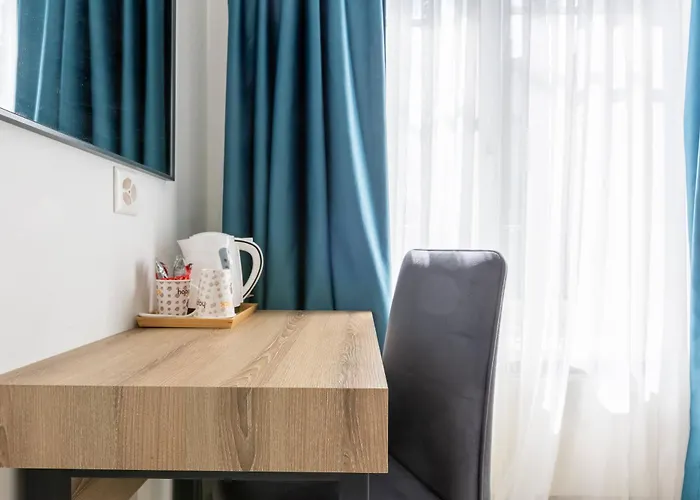 Nani Self Check-in מלון